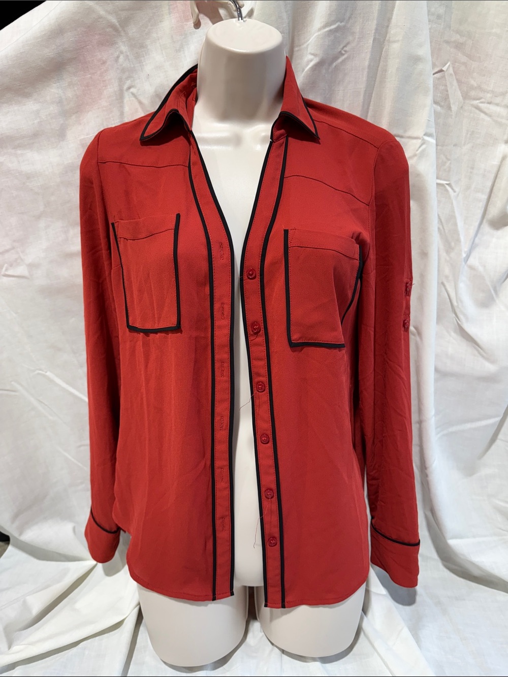 Express Slim Fit Red Long-Sleeve Button-Down Shirt with Contrast Trim